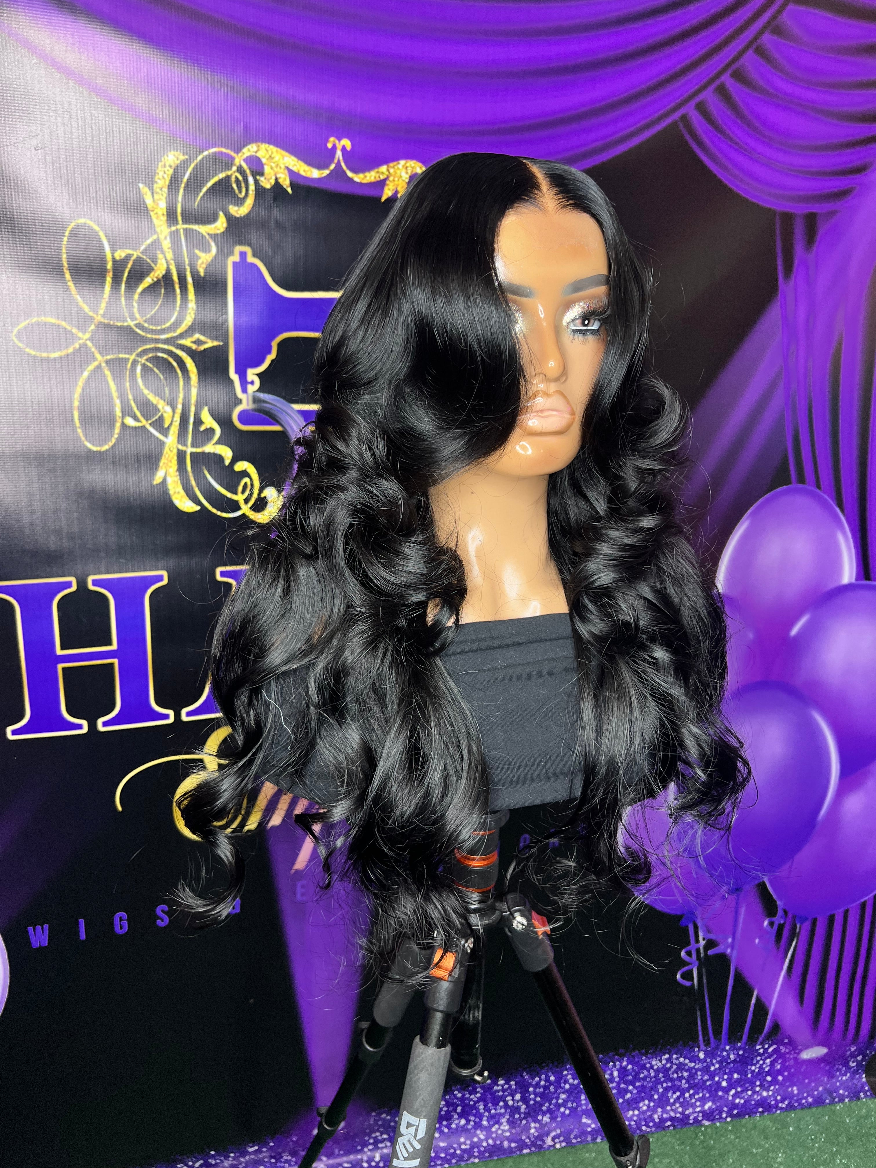 Megan (jet black) lux