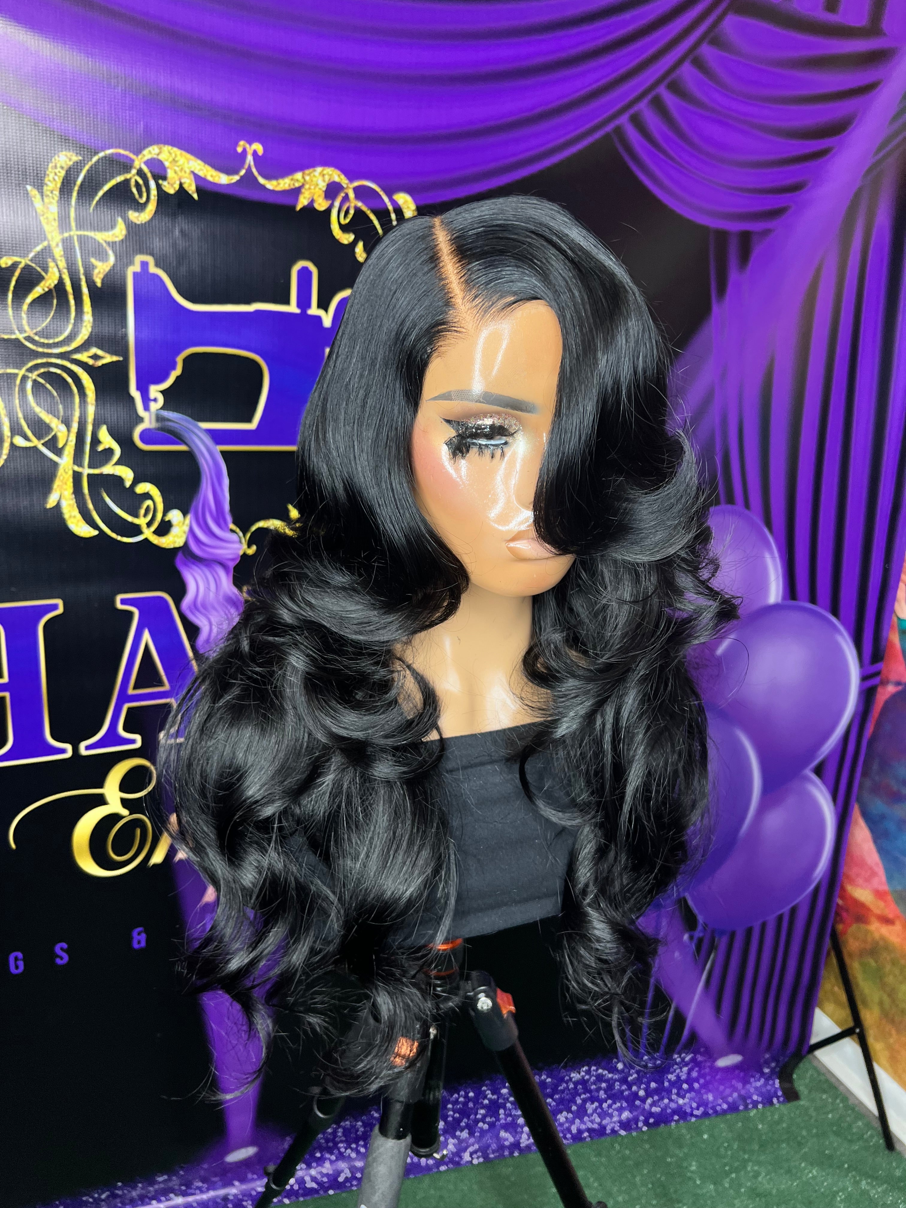 Megan (jet black) lux