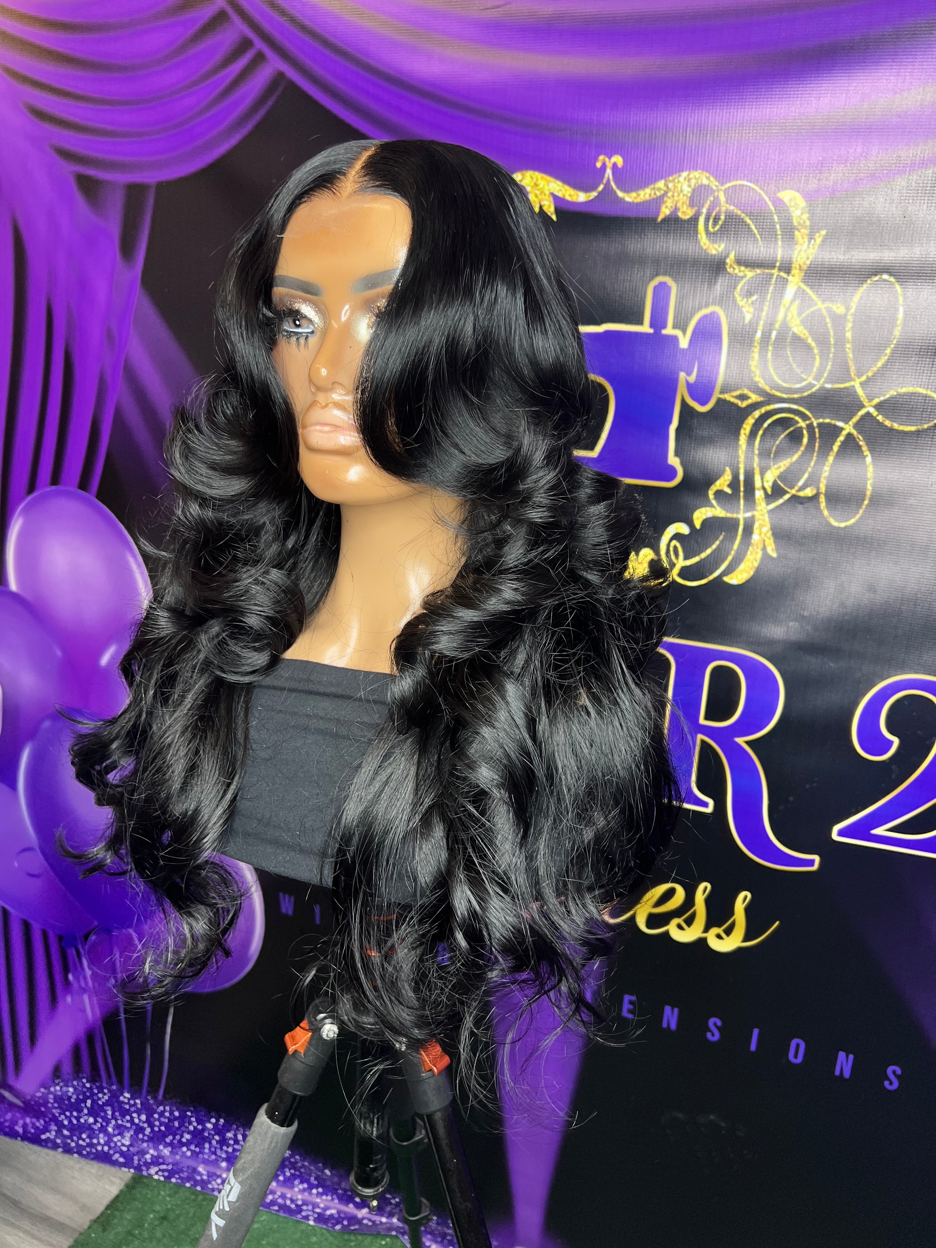 Megan (jet black) lux